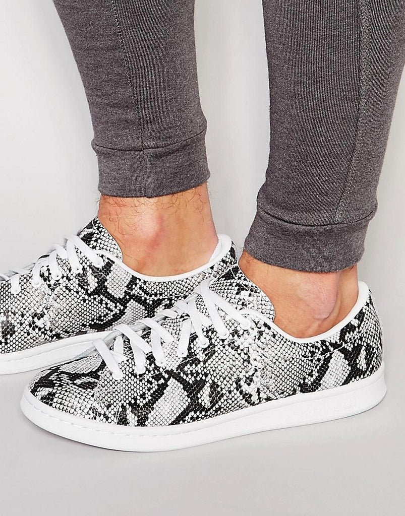 Adidas AOH001 Sneakers