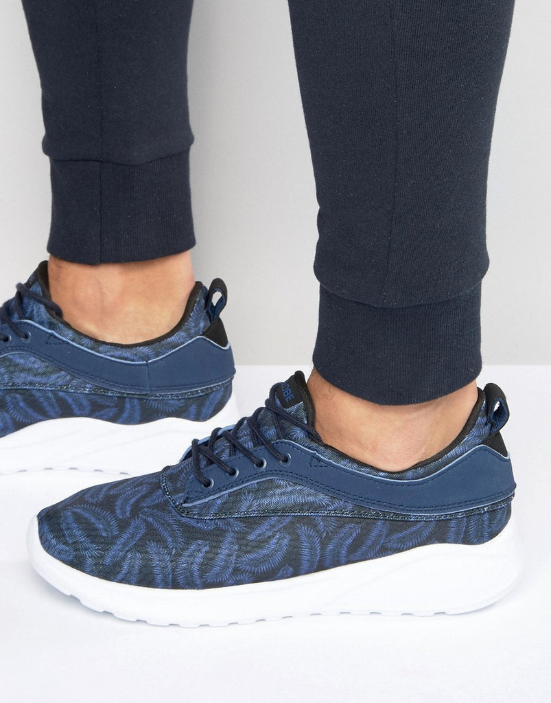 Globe Nepal Lyte Sneakers