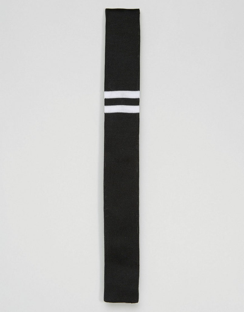 Minimum Kniited Tie With Stripe